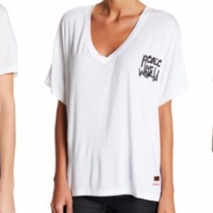 NWT PEACE LOVE WORLD V NECK S/S SIZE S